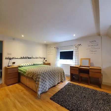 Amazing Flat In The Middle Of The Golf Course Apartment Manchester Exterior photo